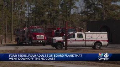 4 teens, 4 adults were on plane that crashed in North Carolina