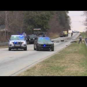Deadly head-on crash in Greenville County