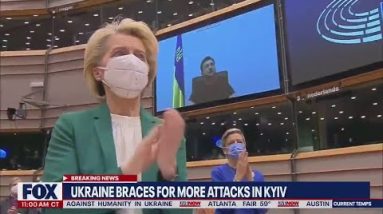 Ukraine united: Zelenskyy gets standing ovation from parliament | LiveNOW from FOX