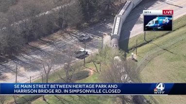 Train shuts down road in Simpsonville, officers say