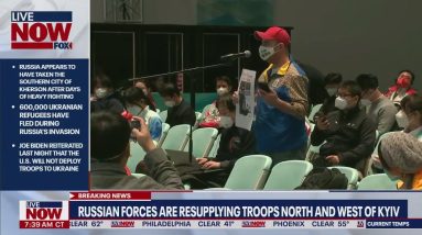 Ukraine reporter confronts Olympic official for letting Russia compete