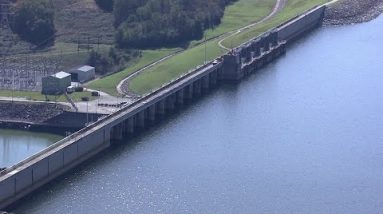 Sky 4 video of Lake Hartwell