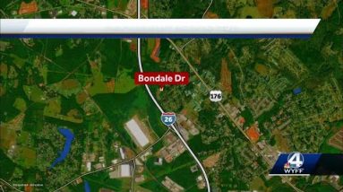 1 person injured in drive-by shooting, deputies say