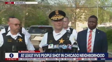 Chicago gang war: Officers harassed when treating gunshot victims | LiveNOW from FOX