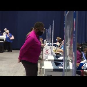 More than 100,000 South Carolinians vote ahead of Primary Day