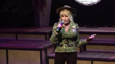 Dolly Parton, as glam park ranger, announces new Dollywood attraction