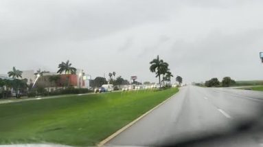 Fort Myers residents rush to leave as Hurricane Ian takes aim