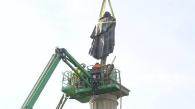 John C. Calhoun statue removed