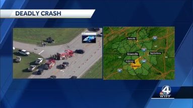 Head-on crash with 18-wheeler leaves driver dead in South Carolina, troopers say