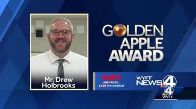 Walhalla Middle School teacher recognized with Golden Apple Award