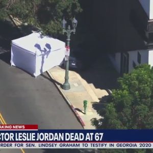 Actor Leslie Jordan dies in car crash at age of 67 | LiveNOW from FOX