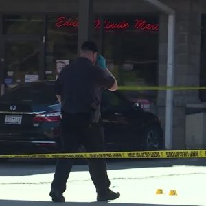 Two people shot at Anderson County, South Carolina gas station, deputies say