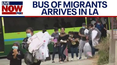 Migrants bussed to Los Angeles: first bus arrives at church in Chinatown | LiveNOW from FOX